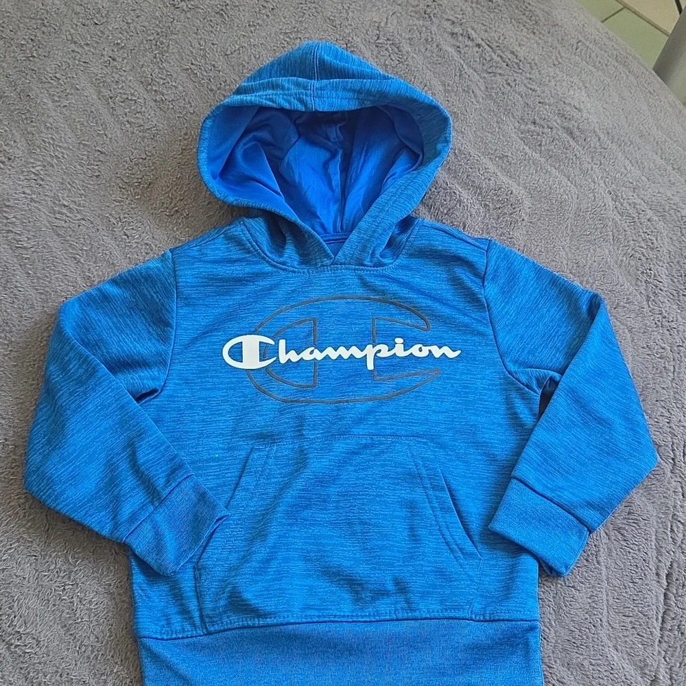 NWOT 2 PC Champion Boys Kids Hoodie Top & Black Joggers with Blue Logo Size 4/5